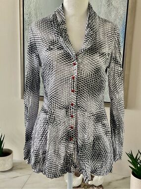Dot Swirl Print with Red Snaps -Women's Peplum Blouse